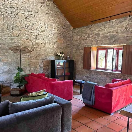 Charming House With Private Pool In Holiday home Porto de Mos (Leiria)