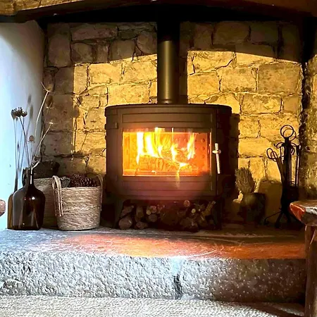 Holiday home Charming House With Private Pool In Porto de Mos (Leiria)